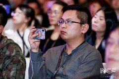 常宏設(shè)計(jì)師侯俊晨、王飛—— “CCFA新消費(fèi)論壇-2019中國特許加盟大會(huì)”交流學(xué)習(xí)